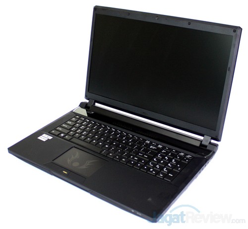 Review Xenom Phoenix: Notebook Gaming dengan Spesifikasi Teratas 1 Xenom Phoenix_8