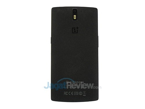 Review OnePlus One: Smartphone Android CyanogenMod Kencang 2 OnePlus One - Belakang