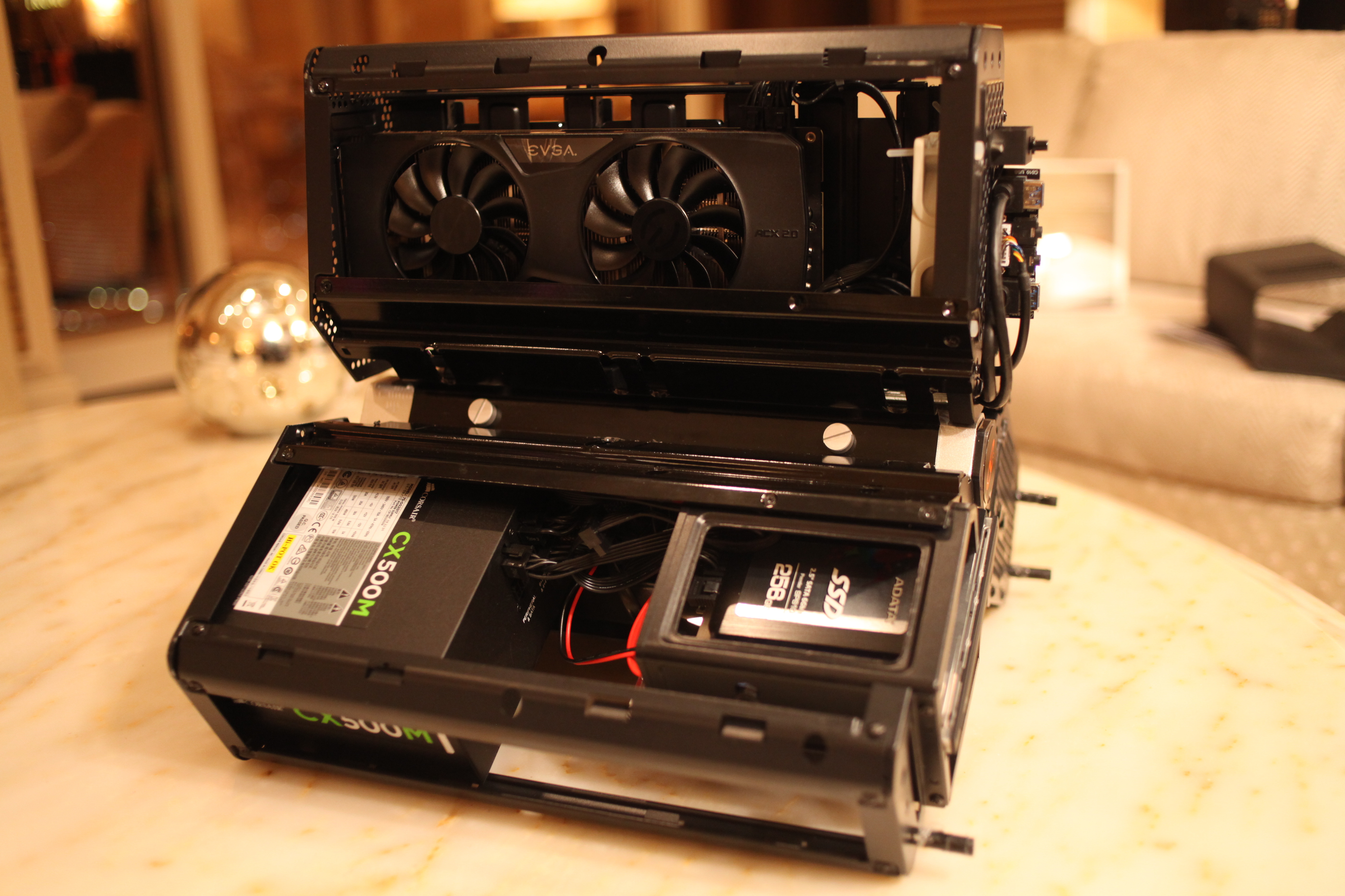 CyberPower Fang Trinity, Casing Mini ITX yang Super Unik 35 Trinity 3