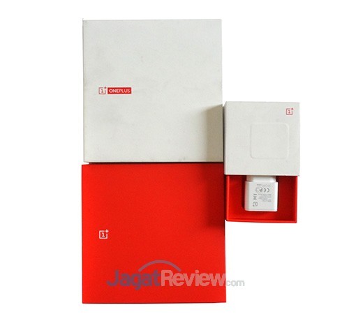 Unboxing OnePlus One: Smartphone OS CyanogenMod Akhirnya Datang! 2 Unboxing OnePlus One - Kemasan