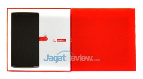 Unboxing OnePlus One: Smartphone OS CyanogenMod Akhirnya Datang! 3 Unboxing OnePlus One - Open Main Box