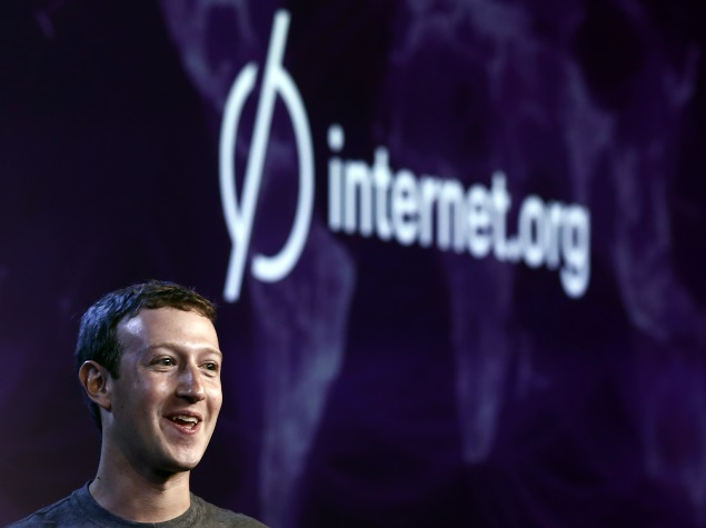 CEO Facebook Gelar Internet Gratis di Kolombia 16 facebook1