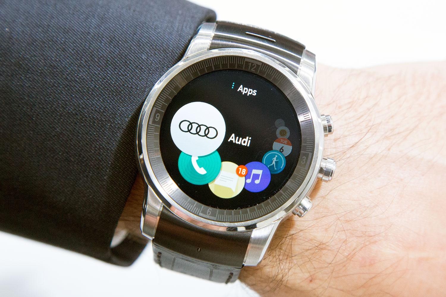 Smartwatch WebOS Perdana LG Pertama Kali Dipamerkan Audi 3 lg g watch r2 audi 3