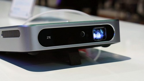zte-spyro-2-smart-projector-mobile-hotspot