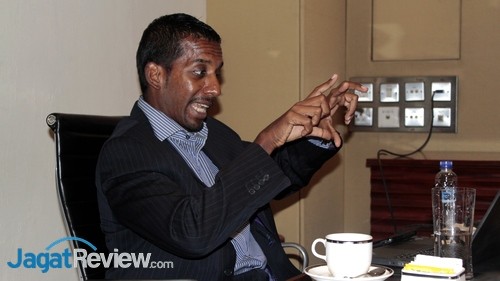 Oracle Kedepankan Bussiness Analytics Masa Depan dari Solusi Mereka 2 Shridar Jayakumar - Oracle - 02