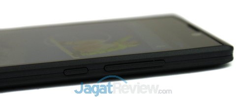 Review Evercoss Elevate Y2: Smartphone Android Octa-Core Lokal Dua Jutaan 13 Di sisi sebelah kanan terdapat tombol power sekaligus lock/unlock dan tombol pengaturan volume