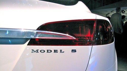 Update Software Over-The-Air Akan Banyak Diadopsi Produsen Mobil 1 tesla-model-s