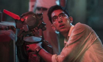 Review Film Chappie: Robot Lugu Yang Tumbuh di Kehidupan Gangster 4 2