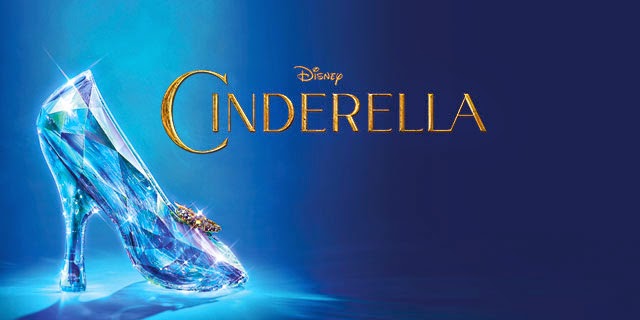 Review Film Cinderella (2015): Klasik, Penuh Nostalgia dengan Visual Memanjakan 3 Cinderella Glass Slipper