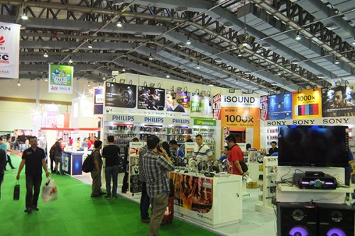 Resmi Dibuka, Mega Bazaar 2015 Usung Tema  DSCF0453