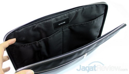 Hands-on Capdase Notepad Agenda Bag 13: Cocok Untuk Laptop Berdesain Tipis 6 IMG_9860