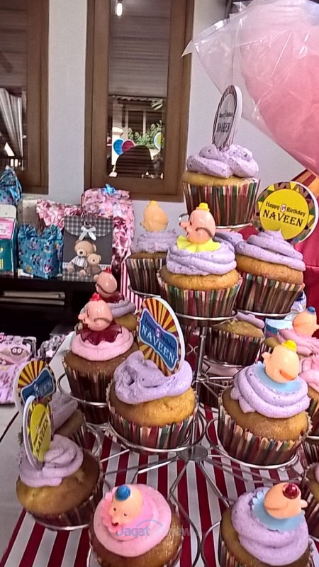 Review Nokia Lumia 930: Windows Phone 8.1 Kencang (Lagi-lagi) dengan Kamera Terbaik 4 Nokia Lumia 930 - Kamera Depan Indoor