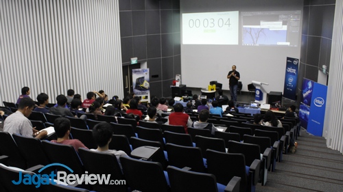 Teknologi Terbaru Diperkenalkan di Techno Update Univ. Multimedia Nusantara 3 Techno Update 2015 UMN 04