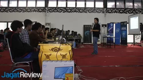 Workshop Overclocking di Techno Update Univ. Budi Luhur 25 Techno Update Univ. Budi Luhur 22