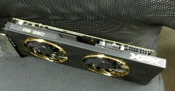 Penampakan VGA AMD XFX R9 390 Double Dissipation? 2 20b