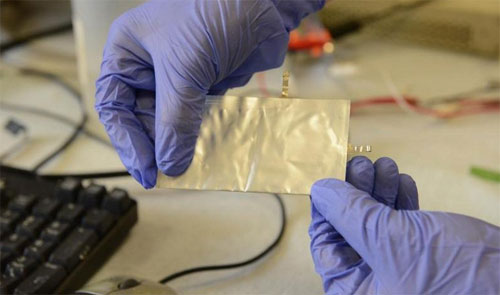 Peneliti Kembangkan Baterai yang Bisa Diisi Ulang di Bawah 1 Menit 1 Baterai Aluminium