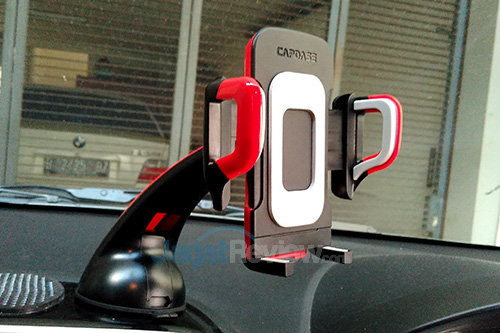 Review Capdase Flexi: Phone Holder Besar, Kokoh, dan Sporty 2 Capdase Flexi Tempel di Dashboard