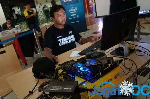 Report: JagatOC Intel XTU Challenge, 31 Maret 2015 6 DSC00618