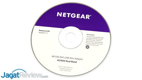 NetGear A6100 - 02