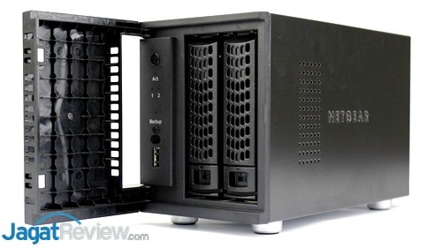 NetGear RN10200 - 05