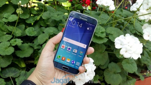 Samsung Galaxy S6 Datang dengan Dua Sensor Kamera Berbeda! 1 Samsung Galaxy S6 (3)