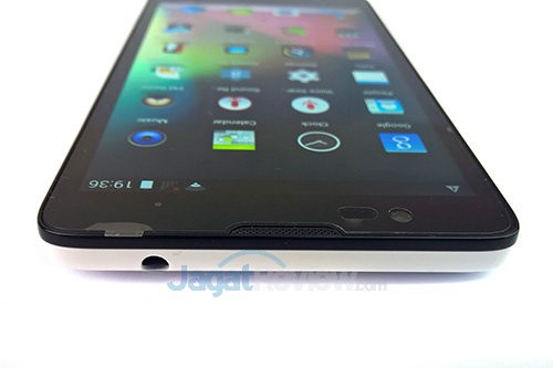 ZTE Blade V5 - Bagian Atas