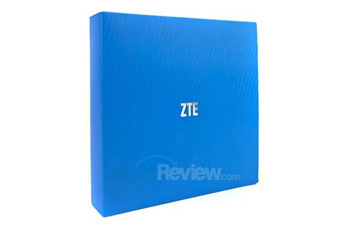 ZTE Blade V5 - Kemasan