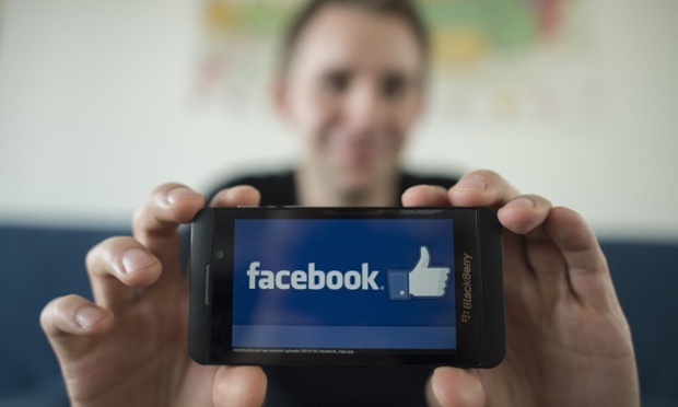 Pengguna Facebook yang Terhubung Hanya dengan Smartphone Terus Meningkat 24 facebook
