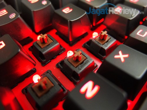 msi gt80 2qe titan sli keyboard switch led on
