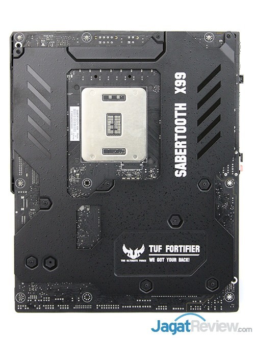 Preview: Unboxing ASUS Sabertooth X99 7 ASUS_Sabertooth_X99_20