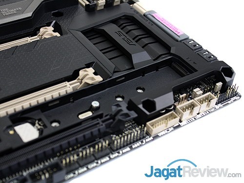 Preview: Unboxing ASUS Sabertooth X99 15 ASUS_Sabertooth_X99_6