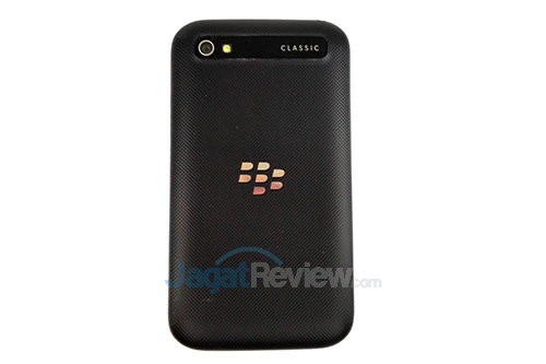 Review Blackberry Classic: Smartphone Blackberry Onyx dengan BB OS 10 2 Blackberry Classic - Belakang