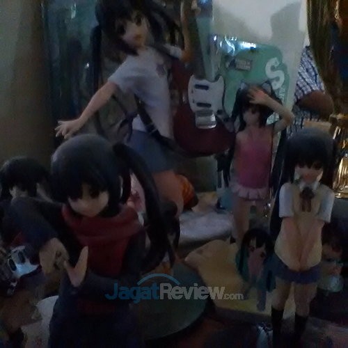 Review Blackberry Classic: Smartphone Blackberry Onyx dengan BB OS 10 5 Blackberry Classic - Hasil Kamera Depan Indoor