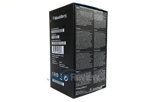 Review Blackberry Classic: Smartphone Blackberry Onyx dengan BB OS 10 4 Blackberry Classic - Paket Penjualan Belakang