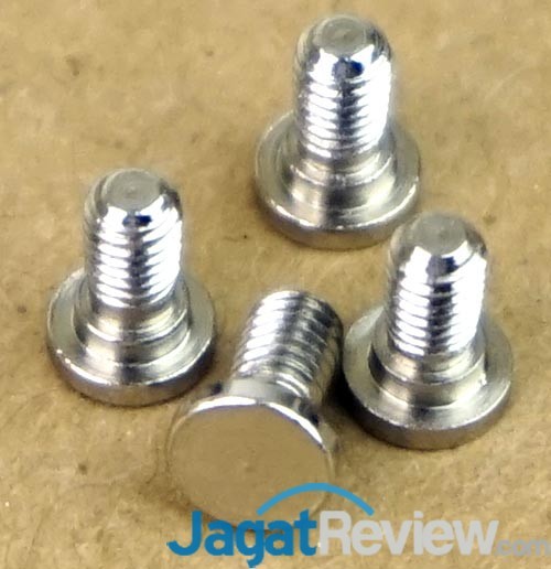 Preview HSF Low-Profile ID-Cooling IS-50 12 4 buah baut untuk mengencangkan Stud ke Bracket HSF
