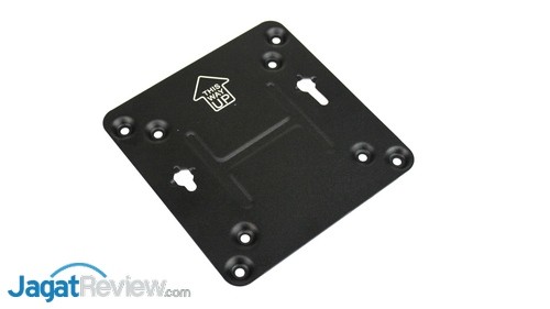 Intel NUC5i5RYH - 03