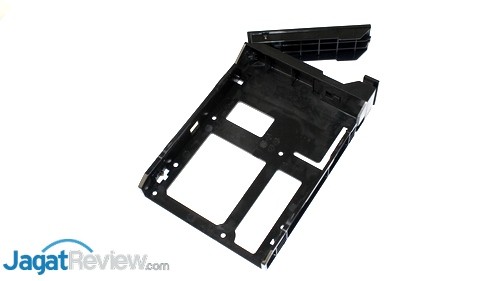 Review Seagate NAS Pro 4-Bay: NAS Elegan Penunjang Bisnis 8 Seagate NAS Pro 4-Bay - 13