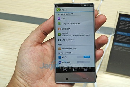 Sharp Luncurkan Smartphone Android Aquos Crystal 2 Sharp Aquos Crystal