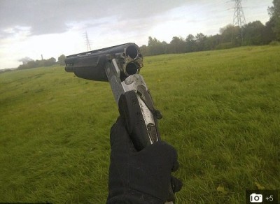 iPhone Jadi Perisai Tembakan Shotgun 1 Shotgun