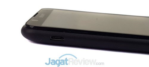 Review Sony Xperia E4 Dual: Smartphone Android Dual-SIM untuk Anak Muda 13 Sisi sebelah kiri ada slot microUSB
