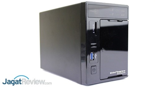 Thecus W2000 - 07
