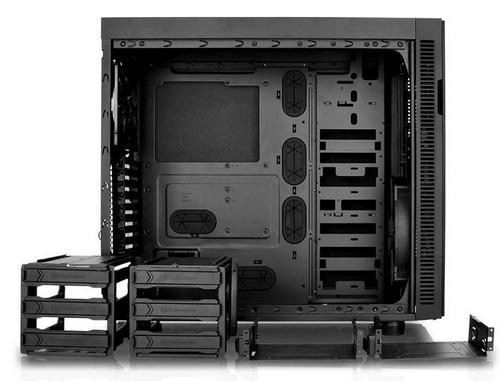 Thermaltake Perkenalkan Lini Casing dengan Peredam Suara 2 Thermaltake Suppression F51 - 2