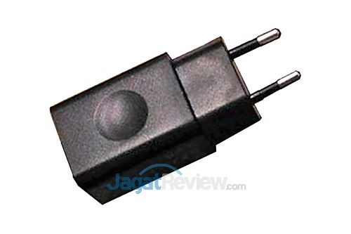 Review Xiaomi Redmi 2: Smartphone Android 4G MIUI 64Bit 10 Xiaomi Redmi 2 - Charger