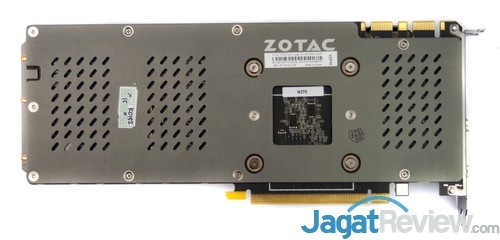 Test Perbandingan 9 VGA NVIDIA GeForce GTX 970 6 ZotacGTX970AMPOmegaCore_TampilanBelakang2