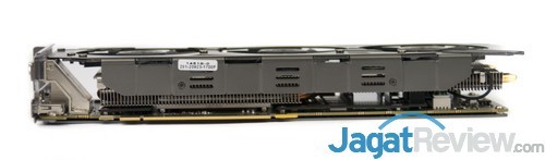 Test Perbandingan 9 VGA NVIDIA GeForce GTX 970 8 ZotacGTX970AMPOmegaCore_TampilanSamping1