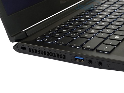 Review MSI GS30 2M Shadow: Notebook Tipis Bertenaga dengan Kinerja Gaming Kelas Desktop 3 msi gs30 2m shadow left side