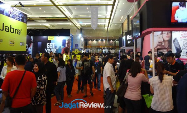 Akhir Pekan, Pengunjung ICS 2015 Kian Ramai 1 2