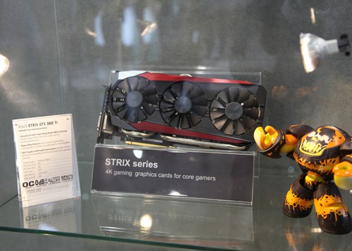 Parade VGA NVIDIA GeForce GTX 980 Ti 3 ASUS STRIX GTX 980 Ti DirectCU III