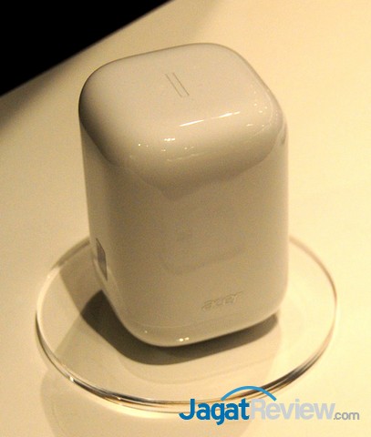 Computex 2015: Ajang Penghargaan Produk Terbaik, d&i Awards 15 Acer Revo One RL85 Home entertaiment PC