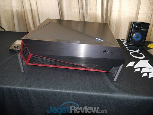 Computex 2015: Booth Raid Corsair 2 Bulldog (2)